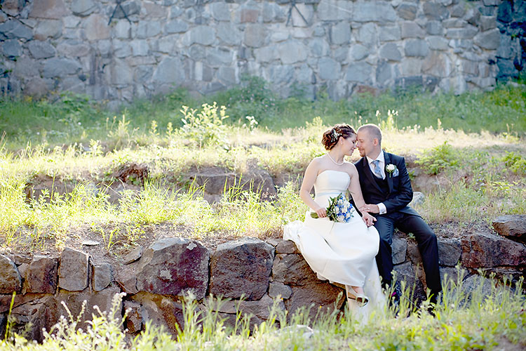 Romantiska bröllopsbilder i Haga ruiner