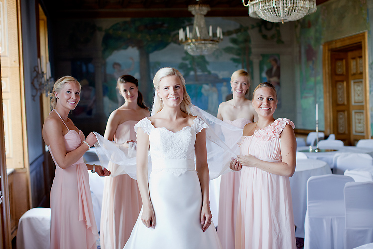 bride and bridesmaids preparations at Villa Pauli, Stockholm, Sweden