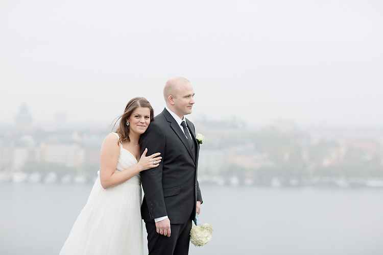 Bröllopsfotografering i dimma på Säder