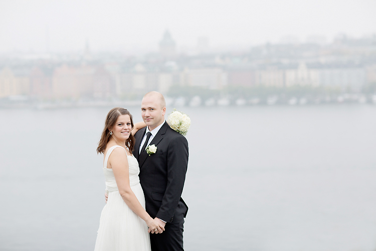 Dimma bröllopsfoton på Södermalm i Stockholm