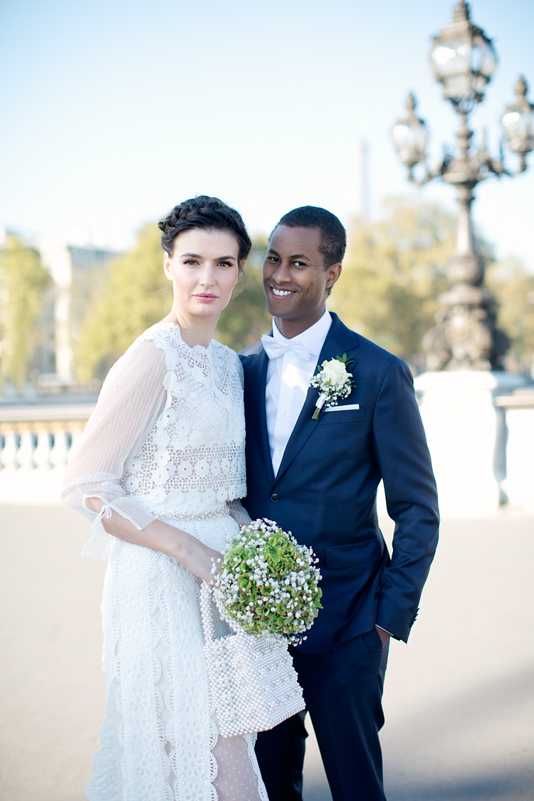 Bröllop Paris vid Louvren
